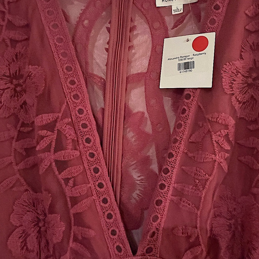 Short sleeve Raspberry Romper - Picture 5 of 6